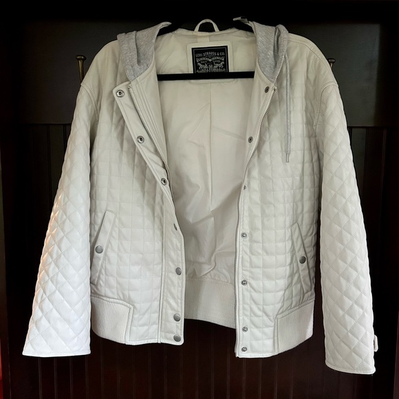 LEVI’S Faux Leather Quilted Hooded Bomber Jacket Ivory Zipper Snap Button | Sz S - Picture 9 of 14